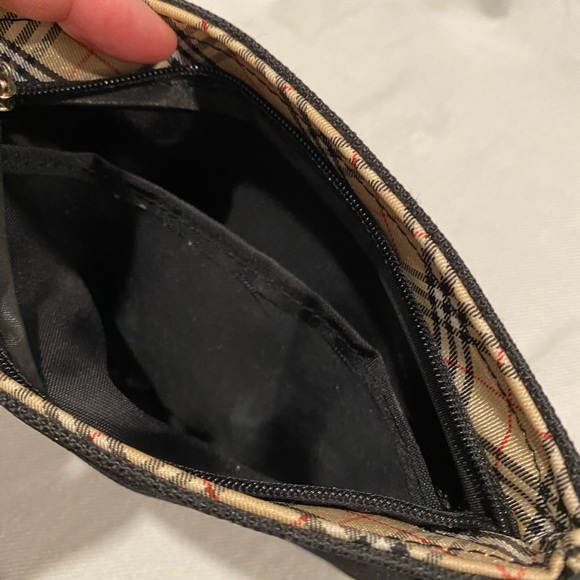 Burberry Black and Beige Plaid Pouch - Picture 13 of 16